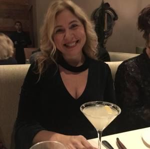 Meet your Posher, Daphne